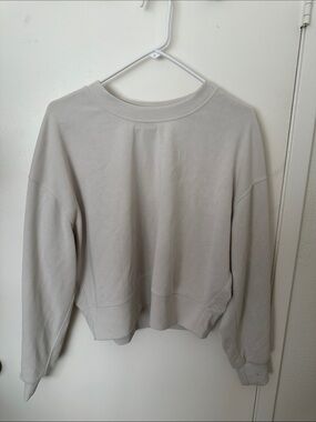 Lululemon Women's Sweatshirt - Cream